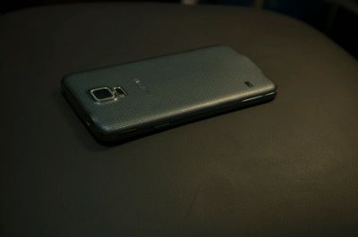 Лот: 8642102. Фото: 1. Samsung Galaxy S5 black! Очень... Смартфоны