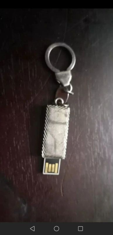 Лот: 25257300. Фото: 1. Usb флешка 4 gb. USB-флеш карты
