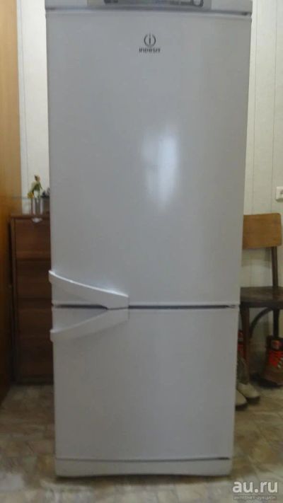 Лот: 8556536. Фото: 1. холодильник Indesit. Холодильники, морозильные камеры