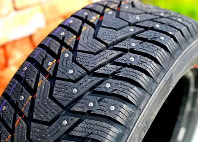 Лот: 19443193. Фото: 1. Шины 225/50 R18 Hankook W429... Шины