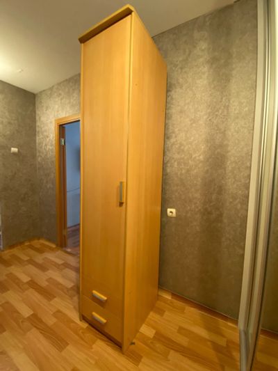 Лот: 18578805. Фото: 1. Шкаф пенал. Шкафы, шкафы-купе