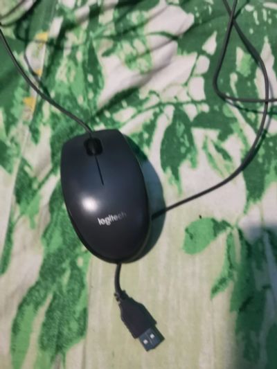 Лот: 16762408. Фото: 1. Logitech m100 мышь проводная. Клавиатуры и мыши