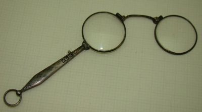 Лот: 12988135. Фото: 1. Лорнет складной серебряный старинный... Другое (антиквариат)