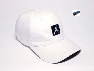 Лот: 15958068. Фото: 1. Бейсболка Jordan Air (белый). Головные уборы