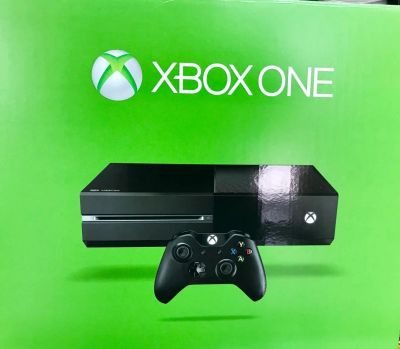 Лот: 9594164. Фото: 1. Игровая приставка Xbox one 500... Игровые приставки, консоли