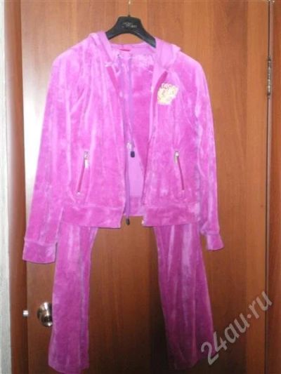 Лот: 486857. Фото: 1. Костюм велюровый. Другое (женская одежда)