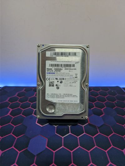 Лот: 25268028. Фото: 1. Жесткий диск 250 ГБ/3.5"/7200... Жёсткие диски (HDD)
