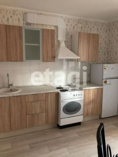 Лот: 23308374. Фото: 1. Сдам 1-комн. кв. 48 кв.м. Красноярск... Квартиры, студии