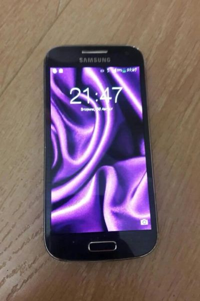 Лот: 8091732. Фото: 1. Sumsung Galaxy s4 mini GT-I9190. Смартфоны