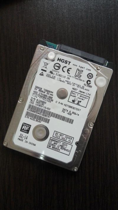 Лот: 11220401. Фото: 1. Hitachi Travelstar Z7K500 HTS725050A7E630... Жёсткие диски (HDD)