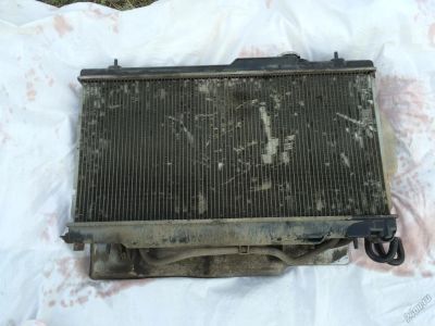 Лот: 5832466. Фото: 1. радиатор Subaru. Другое (автозапчасти)