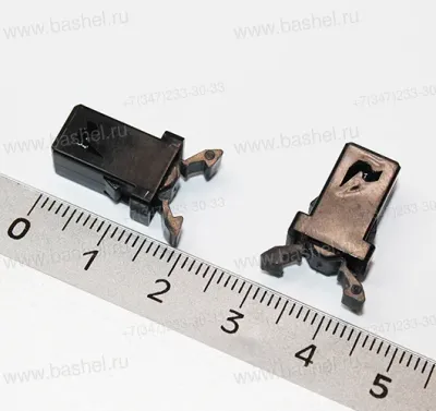 Защелка очечника. Защелка очечника skoda. Защелка крышки сд проигрывателя. Защелка для tv pr-001. Защелка на бардачок паджеро 4.