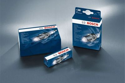 Лот: 6898697. Фото: 1. Свеча зажигания Bosch Double Platinum... Электрооборудование