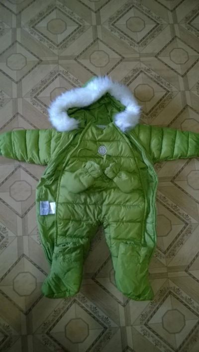 Лот: 4504315. Фото: 1. Комбинезон детский Moncler. Верхняя одежда