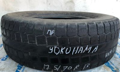 Лот: 14476351. Фото: 1. Шина 175/70 R13 175/70/13 Yokohama... Шины