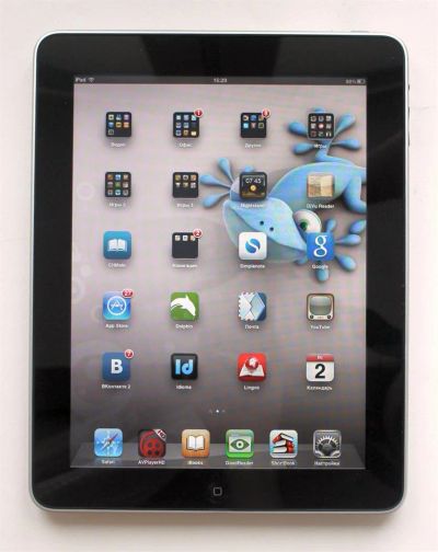 Лот: 3671357. Фото: 1. Apple iPad 1 32GB WiFi с чехлом... Планшеты