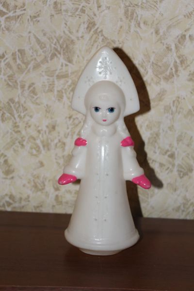 Лот: 19584310. Фото: 1. Новогодняя Игрушка Снегурочка... Гирлянды, шарики, новогодние аксессуары