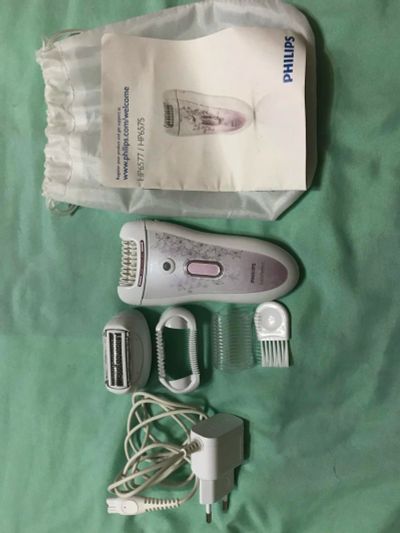 Лот: 9862368. Фото: 1. Эпилятор Philips HP6577. Укладка и стрижка волос, бритьё, эпиляция