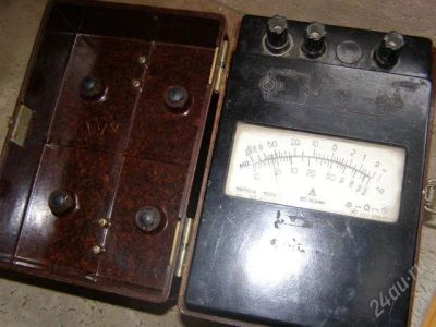 Лот: 888364. Фото: 1. Мегаомметр. Контрольно-измерительное оборудование