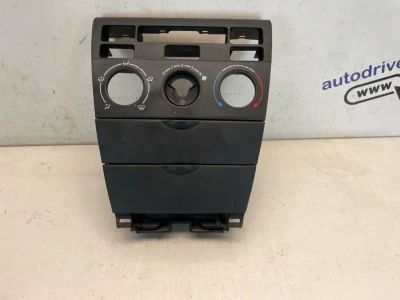 Лот: 21702851. Фото: 1. консоль центральная Toyota Corolla... Двигатель и элементы двигателя