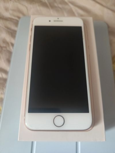 Лот: 21784944. Фото: 1. iPhone 8, 64гб. Смартфоны