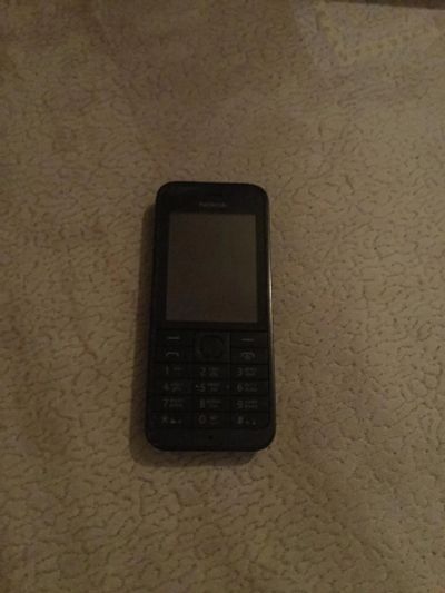 Лот: 6784931. Фото: 1. Nokia 220 неисправно. Смартфоны