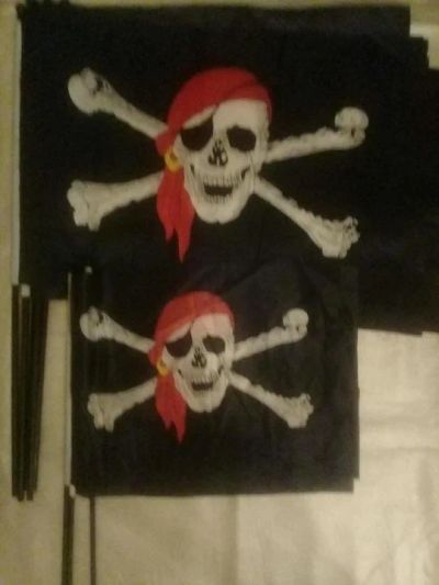 Лот: 13246383. Фото: 1. Флаг пиратский веселый роджер... Праздничный декор