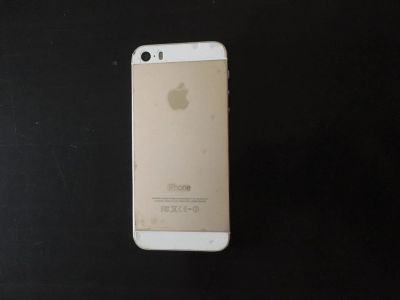 Лот: 10918619. Фото: 1. iPhone 5S 32 Gb Gold (Айфон 5S... Смартфоны