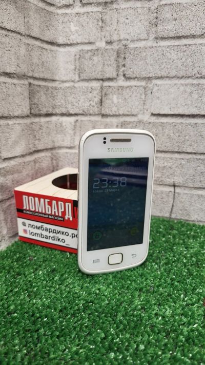 Лот: 18822670. Фото: 1. Смартфон Samsung Galaxy Gio GT-S5660... Смартфоны