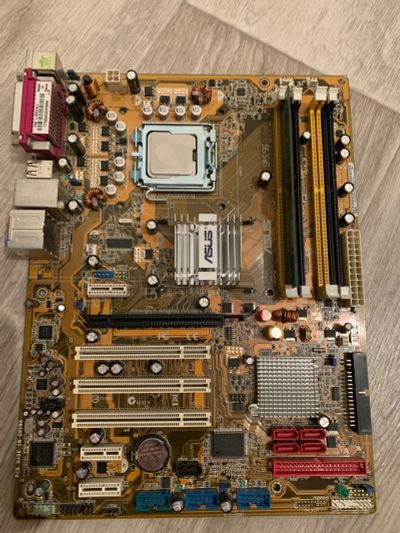 Лот: 18397574. Фото: 1. Материнская плата Asus P5b. Материнские платы