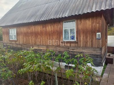 Лот: 20855304. Фото: 1. Продам 2-этажн. дачу 8 кв.м. Первомайское... Дома