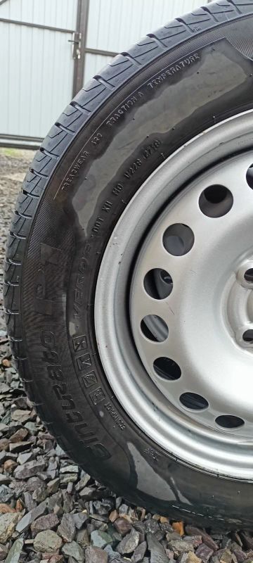 Лот: 20407015. Фото: 1. Pirelli cinturiato r15. Шины на дисках