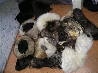Лот: 492193. Фото: 1. кучка меха. Ткани, нитки, пряжа