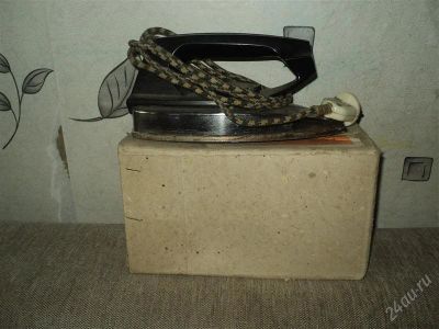 Лот: 2926366. Фото: 1. утюг из90х. Утюги, парогенераторы, отпариватели