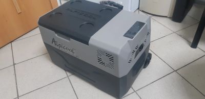 Лот: 17343884. Фото: 1. Автохолодильник alpicool CX-30. Электроприборы для автомобиля