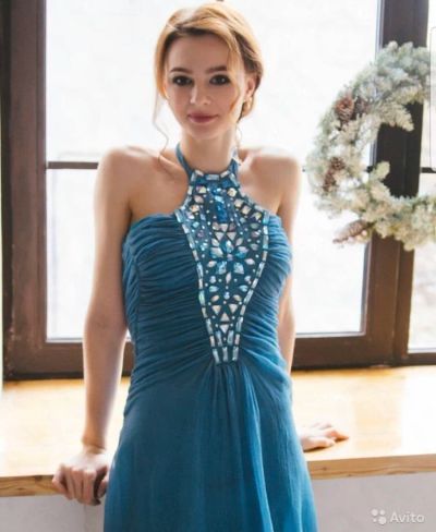 Лот: 10995181. Фото: 1. Шикарное платье. Платья