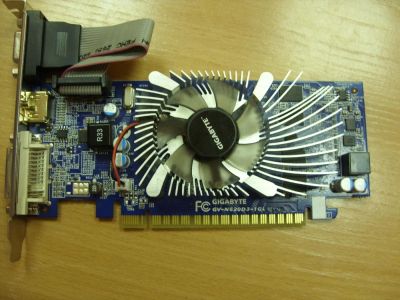 Лот: 6483601. Фото: 1. Видеокарта Gigabyte PCI-E NV GV-N620D3-1GL... Видеокарты