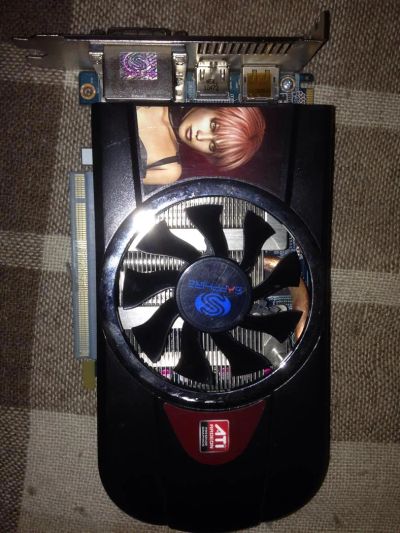 Лот: 3915090. Фото: 1. Sapphire Radeon HD 5770 видеокарта... Видеокарты