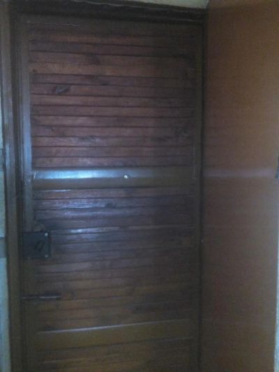 Лот: 9214840. Фото: 1. Продам металлическую дверь б/у... Двери входные