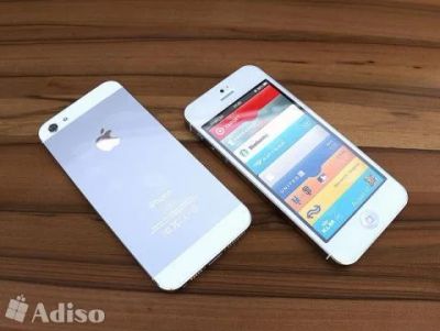 Лот: 4774323. Фото: 1. Iphone 5s 16gb Серебро . возможен... Смартфоны