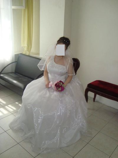 Лот: 11092188. Фото: 1. Свадебное платье. Свадебные платья