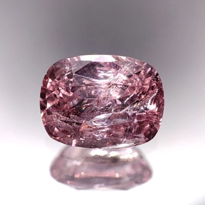 Лот: 21543364. Фото: 1. 2.32 ct. Шпинель розовая кушон... Драгоценные и поделочные камни