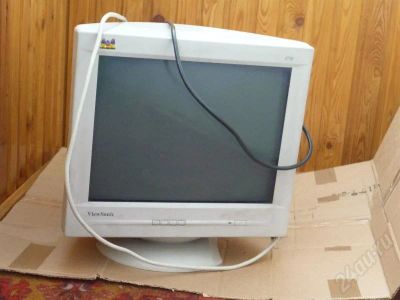 Лот: 205426. Фото: 1. Монитор ViewSonic 17". ЭЛТ-мониторы