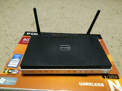 Лот: 10219152. Фото: 1. WiFi router D-Link DIR-615. WiFi, Bluetooth адаптеры