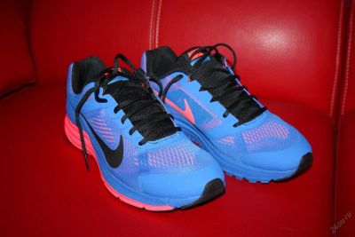 Лот: 5568969. Фото: 1. Кроссовки Nike Zoom structure... Кеды, кроссовки, слипоны