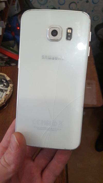 Лот: 11592855. Фото: 1. Samsung s6 edge. Смартфоны