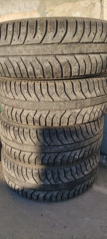 Лот: 18159263. Фото: 1. Шины bridgestone 205/55/16. Шины