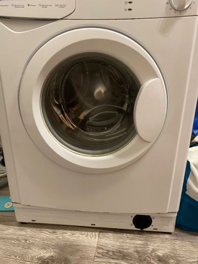 Лот: 16342335. Фото: 1. Стиральная машина Indesit Wia80. Стиральные машины