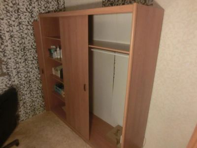 Лот: 6816674. Фото: 1. Шкаф купе. Торг. Шкафы, шкафы-купе