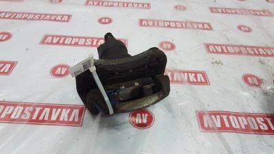 Лот: 20903574. Фото: 1. Суппорт тормозной Toyota Kluger... Тормозная система